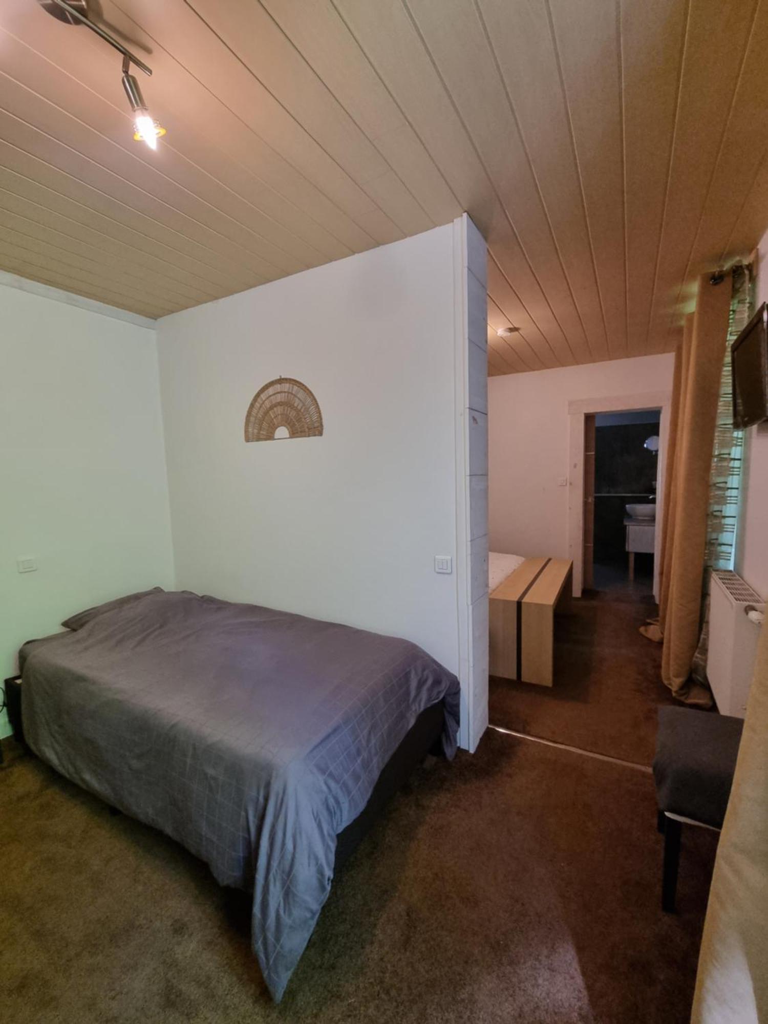 Les Grands Frenes Plaine-de-Walsch Quarto foto